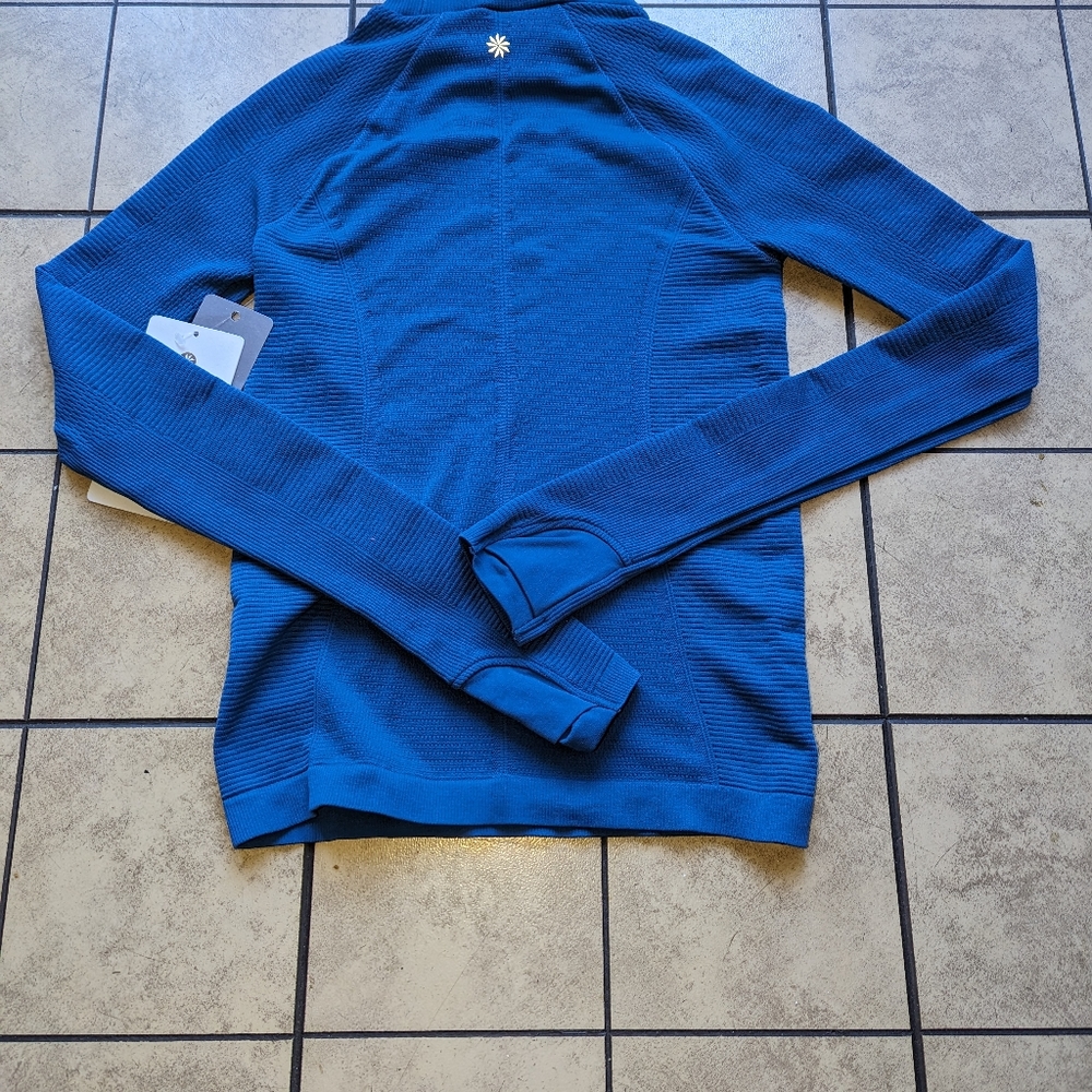 FLURRY SEAMLESS TURTLENECK TOP - Picture 5 of 6